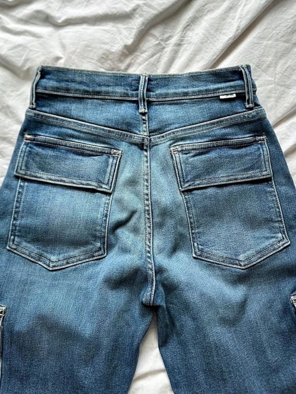 Mother The Rambler Cargo Ankle Straight Leg Cargo Jeans Blue Waist 26 Like New - Picture 5 of 7